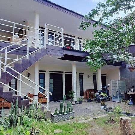 Sulfat Indah Home Stay Syariah Ngadipuro Экстерьер фото